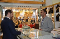 TÜRKIYE PETROLLERI ANONIM ORTAKLıĞı - Bakan Albayrak Hakkari'de Esnaf Ziyareti Gerçekleştirdi