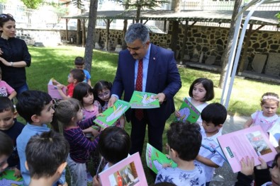 Başkan Özgüven Açıklaması 'Çocuklarımıza Müze Kültürü Kazandırmalıyız'