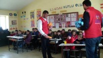 DIŞ MACUNU - Gönüllüler Köy Okullarının Çehresini Değiştiriyor