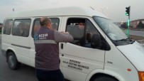 İFTAR VAKTİ - Kütahya'da İftara Yolda Yakalananlara İftariyelik