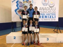 FINAL HAFTASı - Osmangazili Raketlerde Şampiyonluk Sevinci