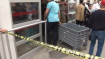 AYHAN ÇELIK - Ümraniye'de Hastane Önünde Öldürülen Çiftin Cenazesi Adli Tıp'tan Alındı