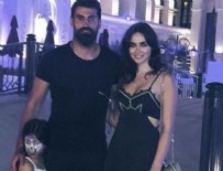 VOLKAN DEMİREL - Volkan Demirel ailesini tatile çıkardı