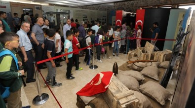 Aydın Büyükşehir'den Karacasu'da Çanakkale Sergisi