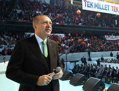 Cumhurbaşkanı Erdoğan AK Parti'nin seçim beyannamesini açıkladı