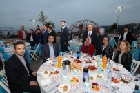 SADIK ALBAYRAK - İstasyon Mahallesi İftarda Bir Araya Geldi