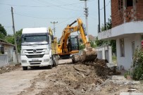 KALDIRIM ÇALIŞMASI - Kartepe Altunhisar Caddesi'nde Hummalı Çalışma Var