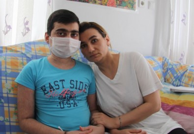 Aplastik Anemi Hastası 15 Yaşındaki Cavit, 457 Bin TL İle Hayata Tutunacak