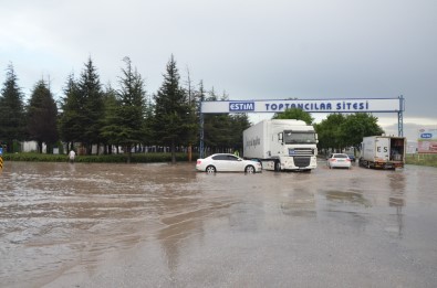 Eskişehir'i Sel Vurdu