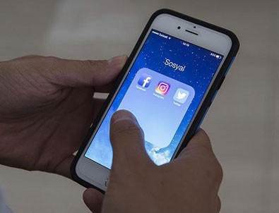 Facebook ve Twitter'dan siyasi reklam önlemleri