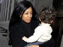 WALL STREET - Playboy modeli, oğlunu balkondan itip intihar etti!