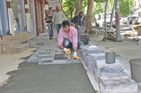 KALDIRIMLAR - Turan Özdemir Caddesi Yenileniyor