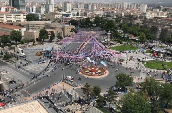 Meral Akşener'e Kayseri darbesi!