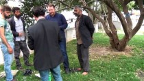 İSTİKLAL CADDESİ - (Özel) Gezi Parkında Çocuklarını Dilendirerek İçki İçen Suriyeliler Gözaltına Alındı
