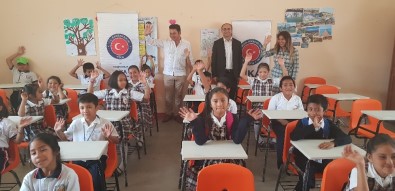 TİKA'dan, Meksika'nın Oaxaca Eyaletindeki Okullara Malzeme Ve Ekipman Yardımı