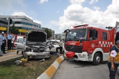 Tokat'ta Kavşakta Ciple Otomobil Çarpıştı Açıklaması 1 Ölü, 5 Yaralı