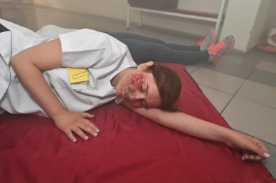 Aksiyon Filmi Değil, Tatbikat