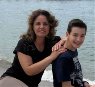 Aile İçi Şiddet Mağduru Genç Babasının Beylik Silahıyla Dehşet Saçtı Açıklaması 3 Ölü