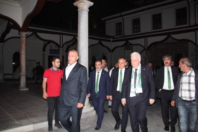 Bursaspor Başkanı Ali Ay Açıklaması 'Omuzlarımızda Sorumluluk Yükü Var'