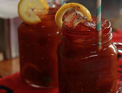 Prof. Dr. Özyaral: Domates suyu 8 saat süreyle tokluk hissi veriyor