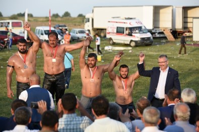 Uluabatlı Hasan Yağlı Güreşleri İçin Geri Sayım Başladı