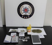 ŞÜPHELİ ARAÇ - Yalova'da Uyuşturucu Operasyonu Açıklaması 4 Tutuklama