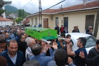 EMRE KAYA - Bodrum'da Zıpkınla Dalış Yaparken Hayatını Kaybeden Mühendis Toprağa Verildi
