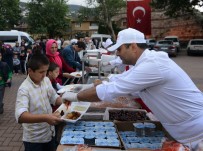 İNSANI YARDıM VAKFı - BTSO 250 Yetim Çocuk  Ve Ailelerini İftarda Buluşturdu