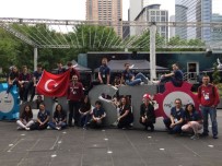 MAKINE MÜHENDISI - Altı Haftada Robot Üretip, ABD'de Ödül Kazandılar