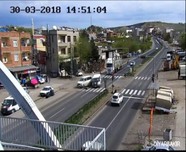 Diyarbakır'da Trafik Kazaları MOBESE'ye Yansıdı