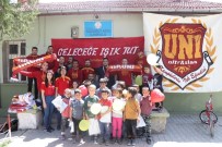 İSMAİL HAKKI - Galatasaray Taraftar Grubundan Isparta'daki Köy Okuluna Kütüphane