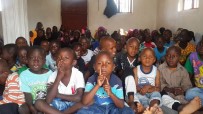 ULUSLARARASI ÖĞRENCİ BULUŞMASI - Gambiya'yadaki Yetimhane Yürekleri Sızlattı