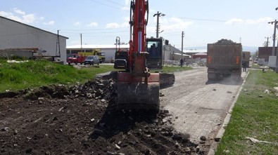 Kars'ta, Sanayi Sitesi'ne Yol Ve Sosyal Tesisler Yapılıyor