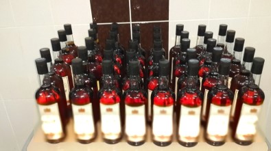 Otomobilde Kaçak İçki Ele Geçirildi