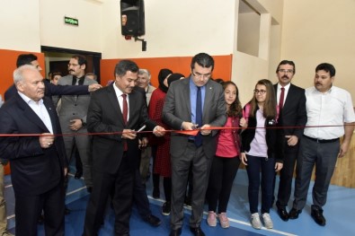 Gümüşhane'de TÜBİTAK Bilim Şenliği Düzenlendi