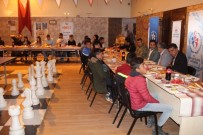 MAHMUT YıLDıZ - Kaymakam Dundar, Sporcularla İftar Açtı