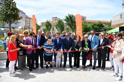 Makyol Yaşam Parkı Ve Kapalı Otopark Barış Mahallesi'nde Açıldı