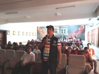 İNTERNET BAĞIMLILIĞI - Mersin Polisinden Öğrencilere 'Güvenlik İnternet' Eğitimi