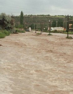 Nevşehir'de Köyü Sel Vurdu