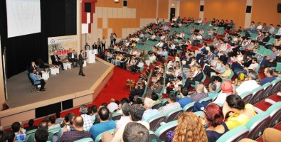 Sempozyumun Son Panelinde 'Darbeler Ve Ekonomi' Konuşuldu