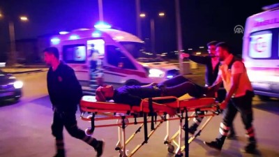Sivas'ta İki Otomobil Çarpıştı Açıklaması 5 Yaralı