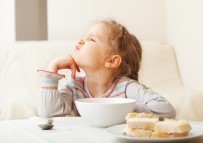 PSİKOLOJİK DESTEK - Yemek Seçen Çocuklara Dikkat