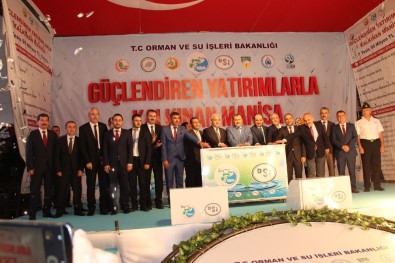 Bakan Eroğlu'nun Katıldığı Törende Yağmur Sürprizi