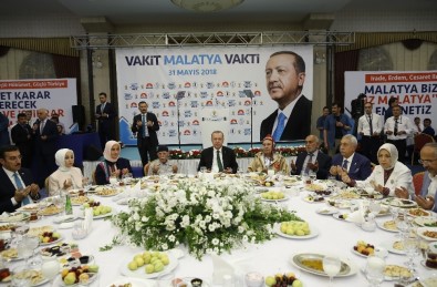 Cumhurbaşkanı Erdoğan, Malatya'da İftara Katıldı