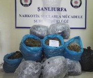 VİRANŞEHİR - 'Dur' ihtarına uymayan minibüsten 121 kilo esrar çıktı