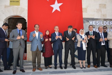 Gaziantep'te Restore Edilen Tarihi Cami Yeniden İbadete Açıldı