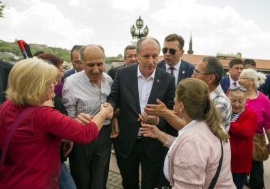 İnce, Hacı Bayram Veli Hazretlerinin Türbesini Ziyaret Etti