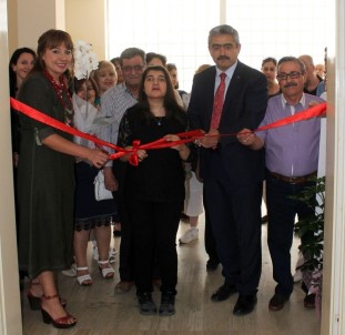 Nazilli Belediyesi Resim Kursiyerlerinden Büyüleyici Sergi