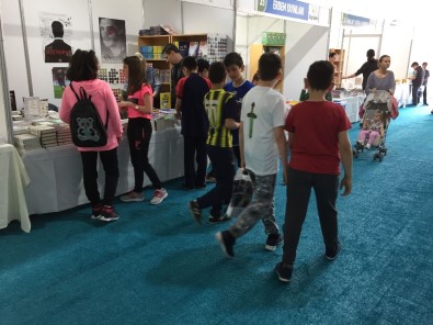 Pendik 2'Nci Geleneksel Kitap Fuarı Başladı