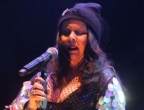 ŞEBNEM FERAH - Şebnem Ferah ve Doğukan Manço Elazığ'da sahne aldı